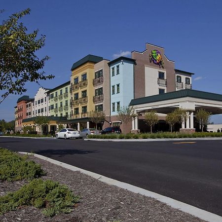 Mardi Gras Casino & Resort Cross Lanes Экстерьер фото